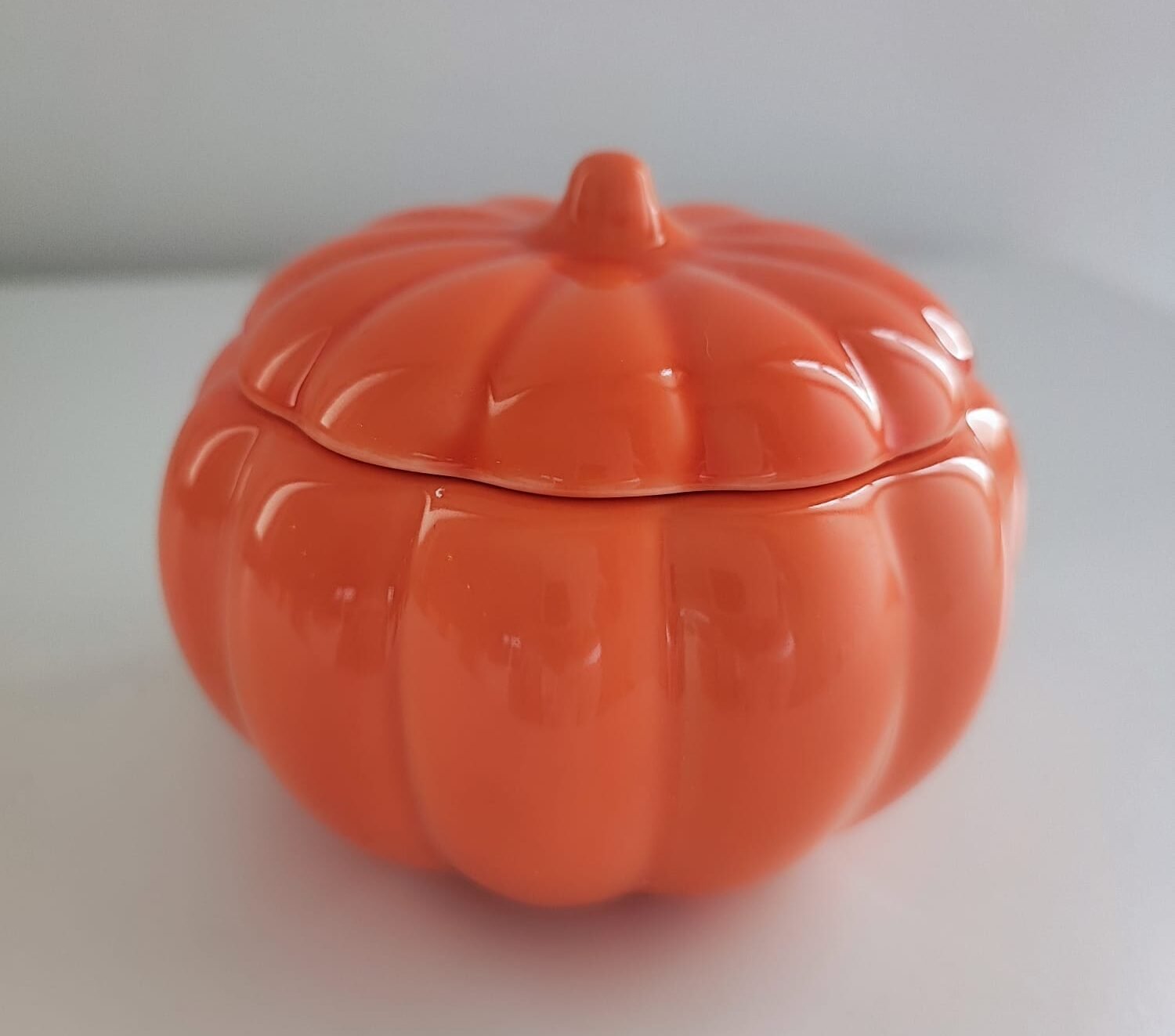 Recipiente forma de calabaza naranja - Imagen 2